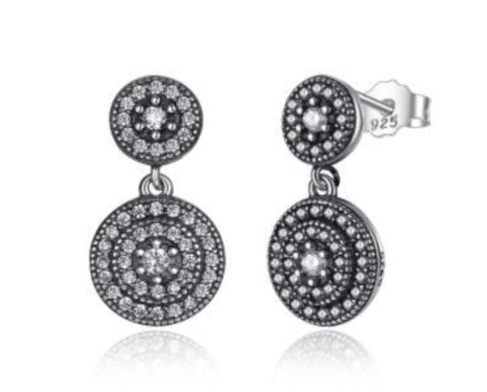 Dangling crystal earrings 