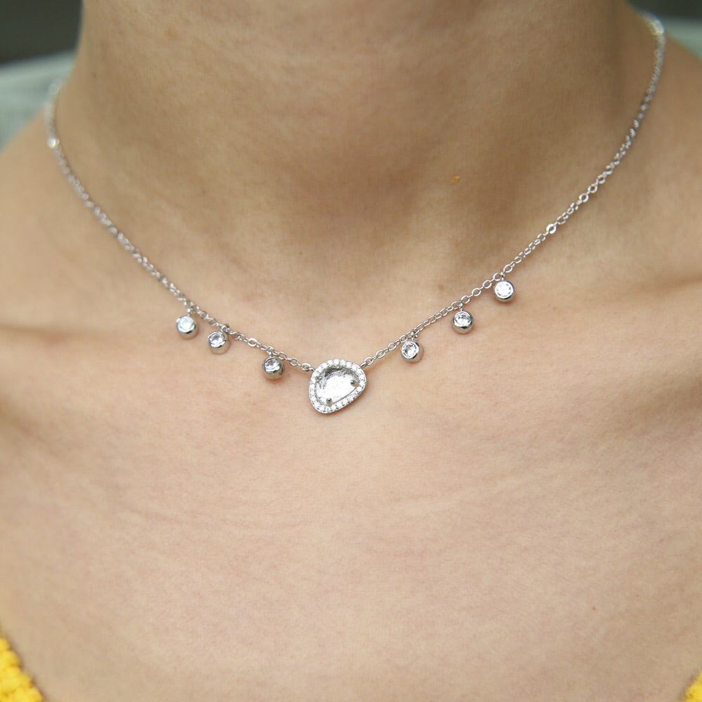 KRYSTALLINE NECKLACE